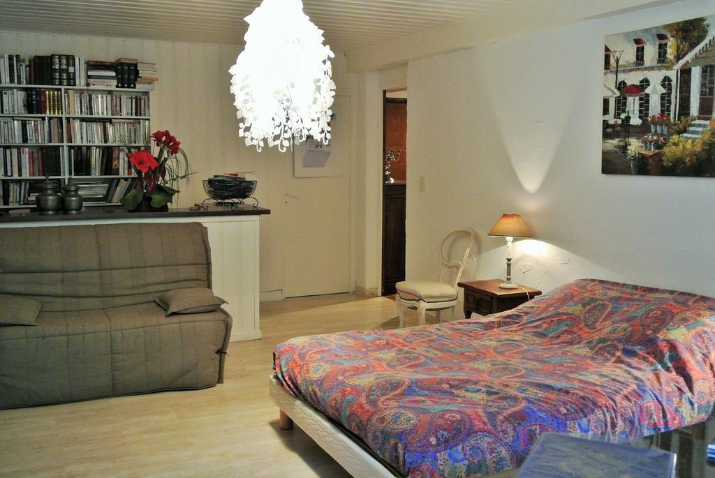 Chambres D'Hotes Saint Alexandre La Rouviere Room photo